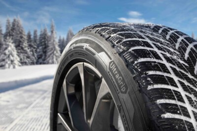 225/45R17 Roadmax UltraGrip A/T Tire - Image 3